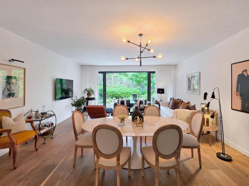 2 Bedroom Property for Sale in Camps Bay Western Cape